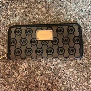 Michael Kors wallet